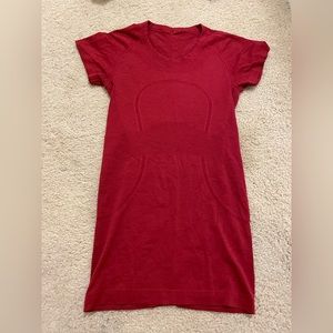 Dark Red Lululemon swiftly tech size 4